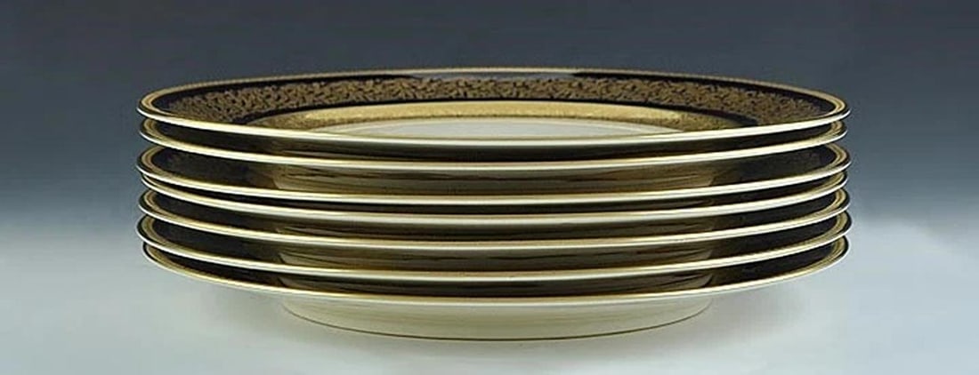 7 Fine Luxury Bavarian Rosenthal Gilded Ivory Dinner Plates - 3