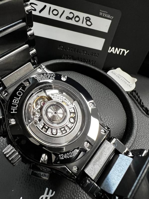 Hublot 520.CM.1170.CM Classic Fusion Chronograph Black Ceramic Box Paper 2018 - 6