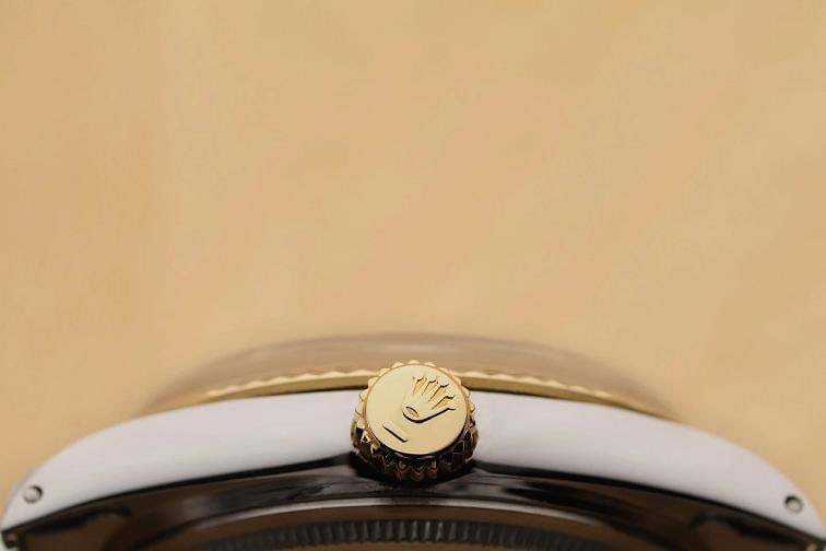 ROLEX MENS DATEJUST 16013 BLACK DIAL 18K YELLOW GOLD STAINLESS STEEL WATCH - 9