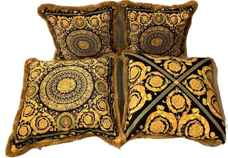ATELIER VERSACE SET OF 4 CUSTOM MADE BOLD BLACK BAROCCO VELVET SZ 18Ã¢â‚¬& (1 of 12)