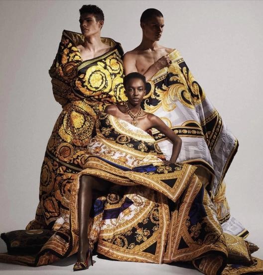 ATELIER VERSACE SET OF 4 CUSTOM MADE BOLD BLACK BAROCCO VELVET SZ 18Ã¢â‚¬& - 6