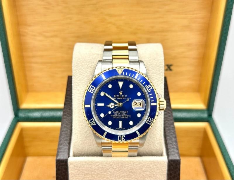 2005 Rolex Submariner Blue 16613 40mm 18k Yellow Gold Stainless Steel Box Papers - 2