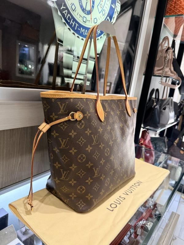 Louis Vuitton Monogram Neverfull MM (2012 Production, Date Code SD2162) - 2