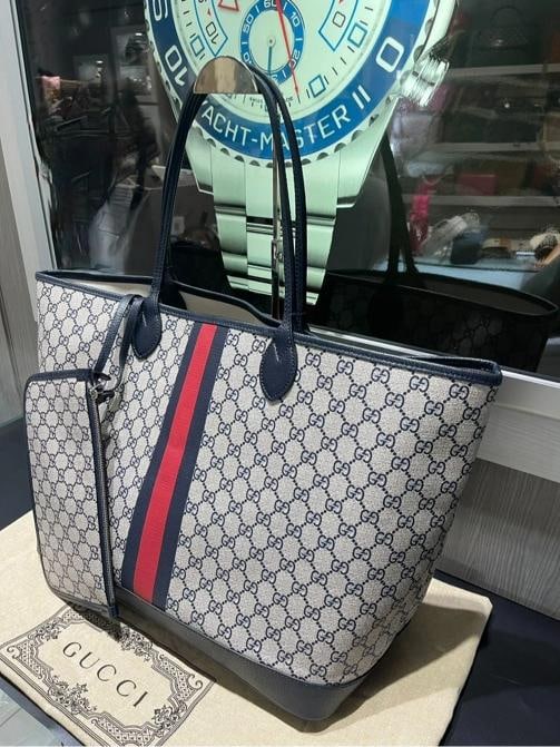 Gucci Navy GG Supreme Tote with Red/Navy Web & Matching Wristlet - 2