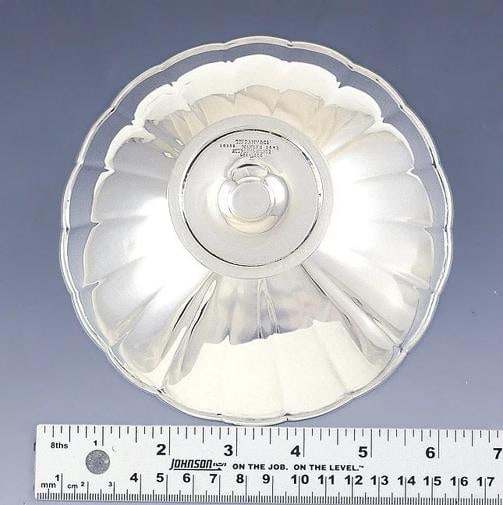 c1907-1947 Lovely Pair TIffany & Co Sterling Silver Fluted Bowls - 6