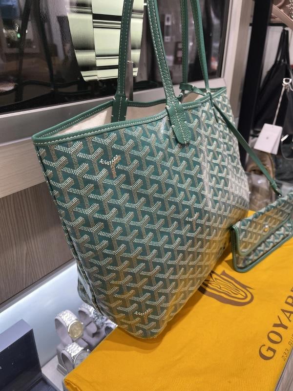 Goyard Green St. Louis Tote MM with Wristlet (2023) - 3