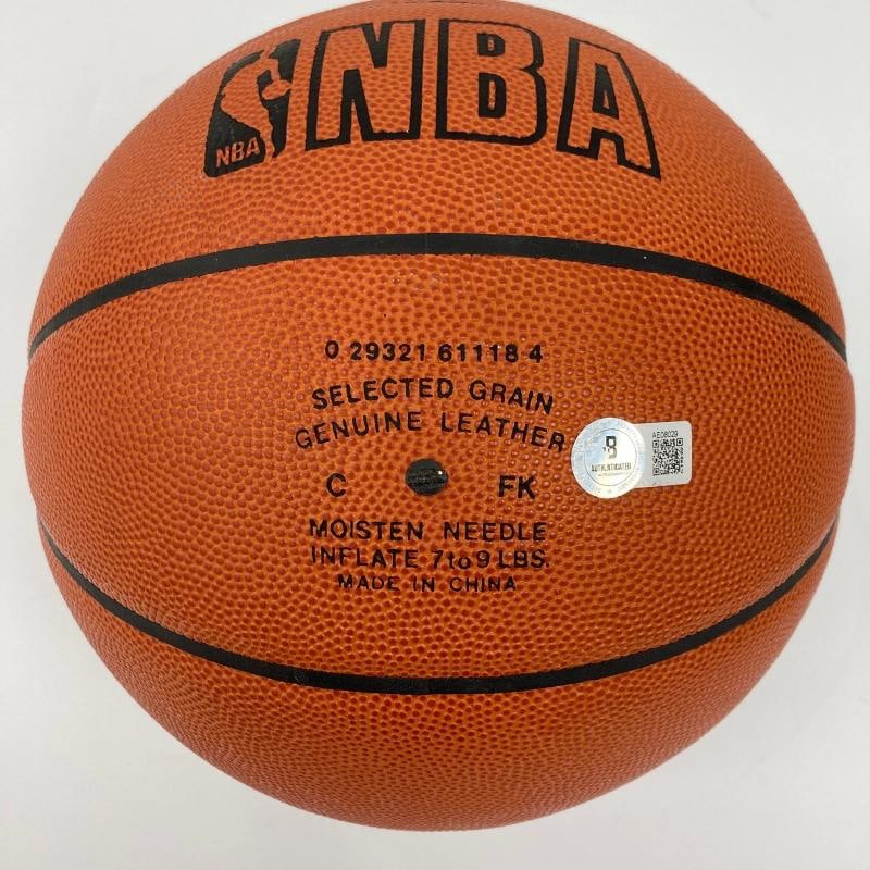 Bill Russell Signed Spalding Official Game Basketball Beckett Certified - 3