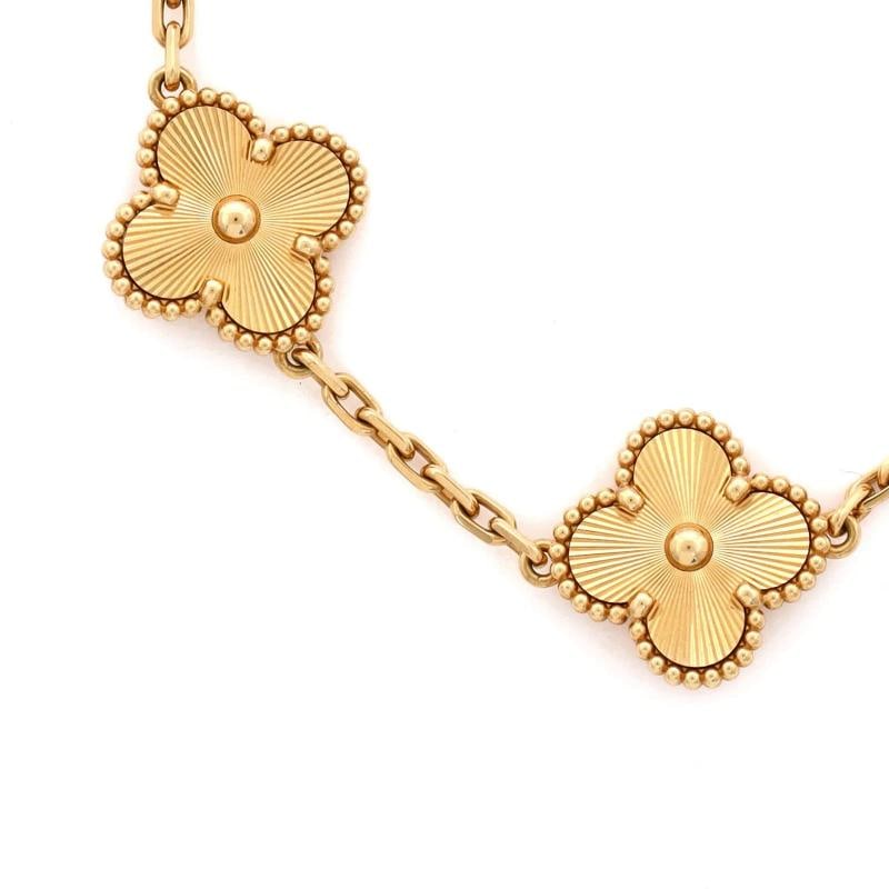 Van Cleef & Arpels Vintage Alhambra 5 Motifs Bracelet Guilloche 18K Yellow Gold - 3