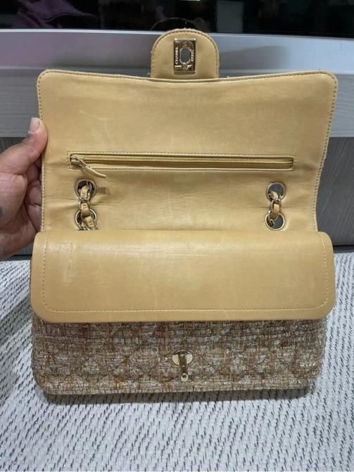 Chanel Vintage Tweed Gold Medium Classic Double Flap w/ GHW - 14