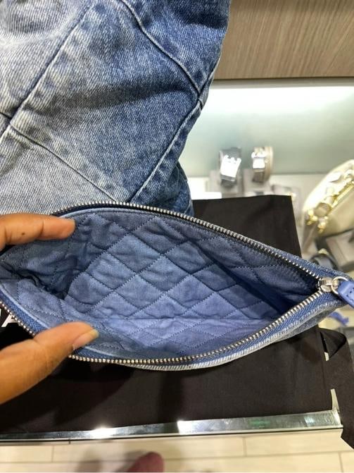 Chanel Denim Quilted Small Chanel 22 in Blue Denim (2023) - 7