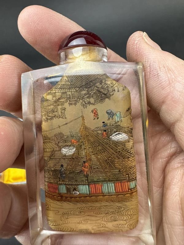 Superb Set 6 Chinese Reverse Painted Hand Painted Snuff Bottles in Fitted Case - 5