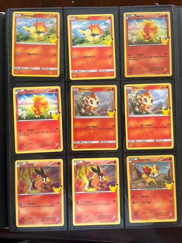 PokÃƒÂ©mon 25th Anniversary Complete Full Set (118/100) 2021 + Celebration Binde - 11