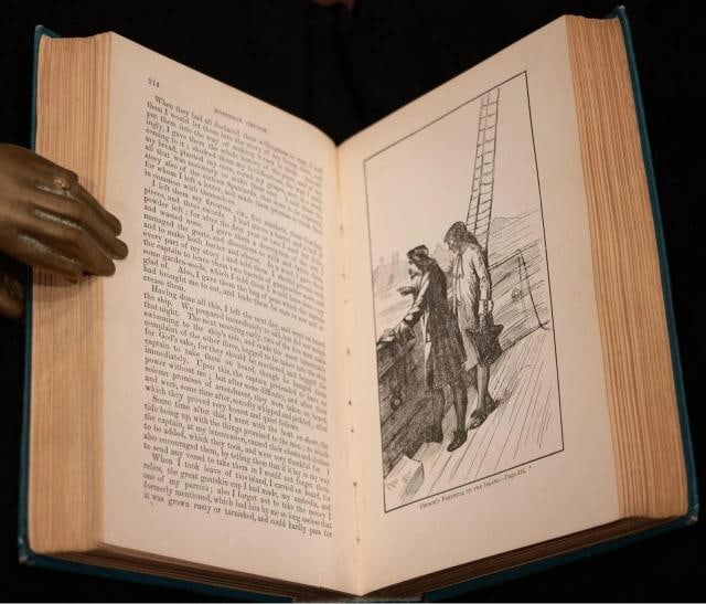 1880 Robinson Crusoe by Daniel Defoe Fine Binding Illustrated Color Plates Rare - 15