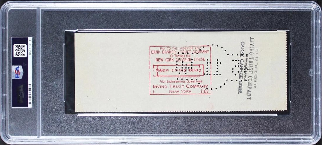 Yankees Babe Ruth Signed 3x8.25 Check Dated May 6, 1940 Auto NM-7 PSA/DNA Slab - 2