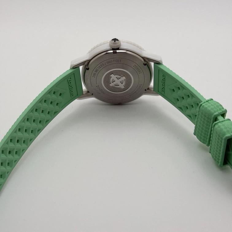 Zodiac Super Sea Wolf ZO9592 41mm Green Dial White Ceramic Box Booklet - 10