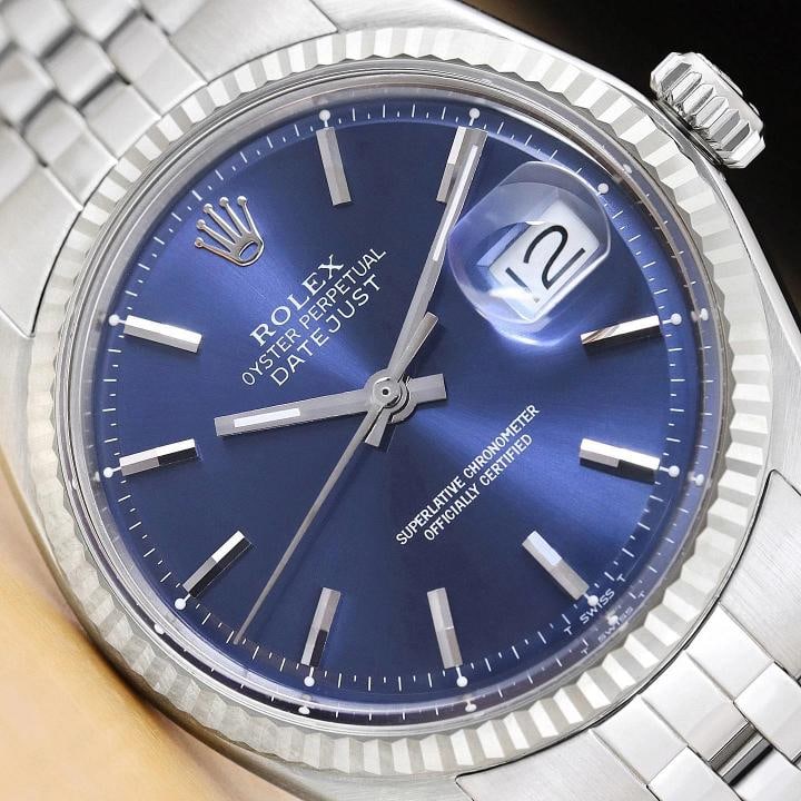 ROLEX MENS DATEJUST 1601 BLUE DIAL 18K WHITE GOLD BEZEL STAINLESS STEEL WATCH: Condition: Pre-owned - Excellent,Bezel Color: Silver,Max Wrist Size: 7.26-7.5 in,Number of Jewels: 26 Jewels,Indices: Stick Indexes, 12-Hour Dial,Bezel: Rolex 18K White Gold Fluted Bezel,Band/Strap: B
