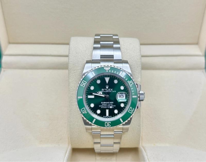 2018 Rolex Submariner Hulk 116610LV Green Ceramic Stainless Steel Box Paper - 4