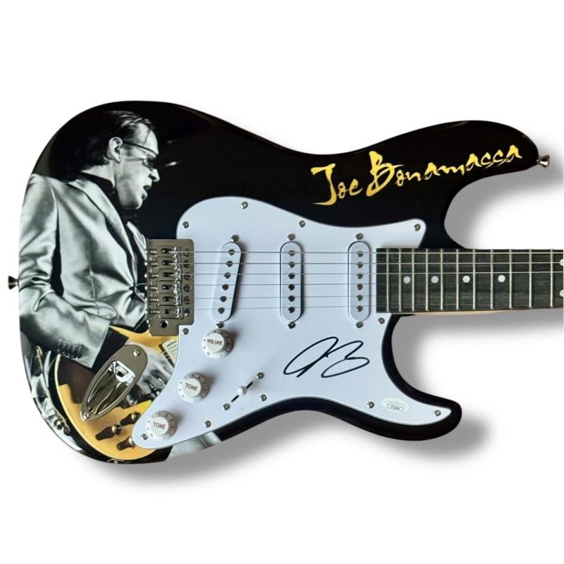 Joe Bonamassa Signed Guitar Custom Graphics JSA COA Broken Record Redemption: Industry: Music,Signed: Yes,Autograph Authentication: James Spence (JSA),Object Type: Guitar & Guitar Pick,Original/Reproduction: Original,Country of Origin: United States