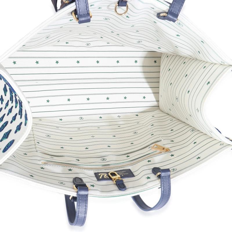 Louis Vuitton Blue Beige Jacquard Embroidered Tufted Monogram Hamptons Onthego G - 2