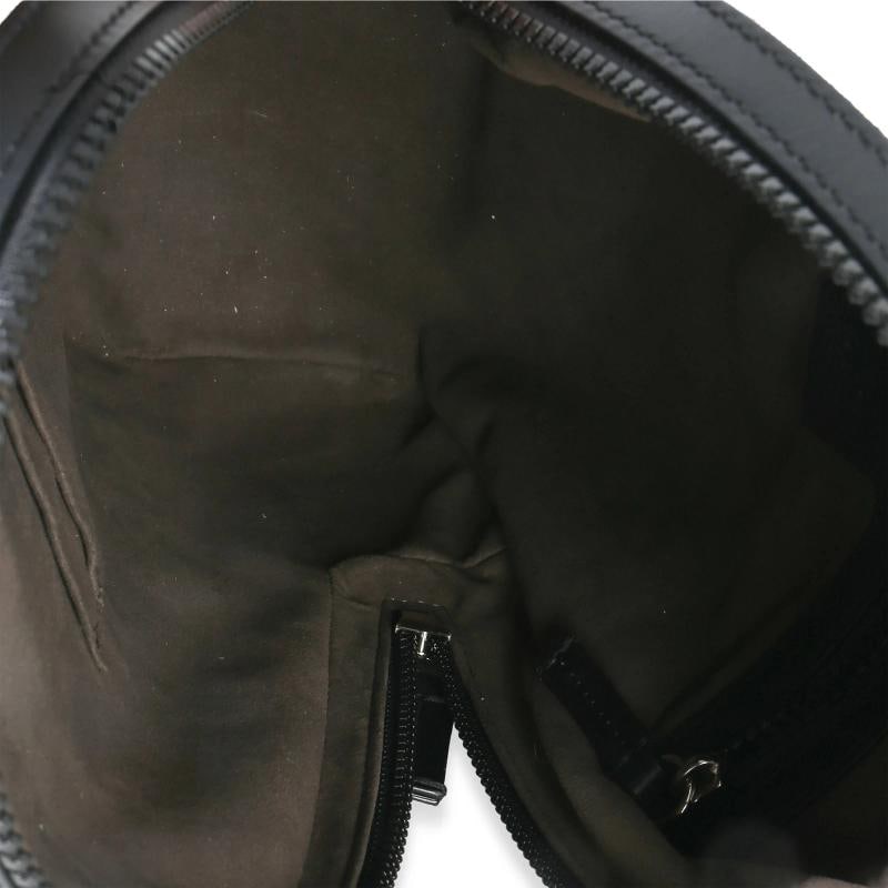Gucci Black Beige GG Supreme Canvas Eden Small Backpack: Condition: Pre-owned - Good,Dimensions: 8.5 x 11 x 4.5,Handbag Accessories: None,Bag Width: 8.5 in,Bag Depth: 4.5 in,Bag Height: 11 in,Department: Unisex,Style: Backpack,Material: Canvas,Color: Beige;