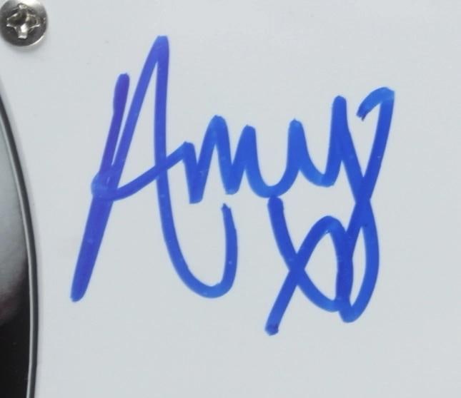 Amy Winehouse Signed Custom Guitar (BECKETT & JSA LOA) - 4