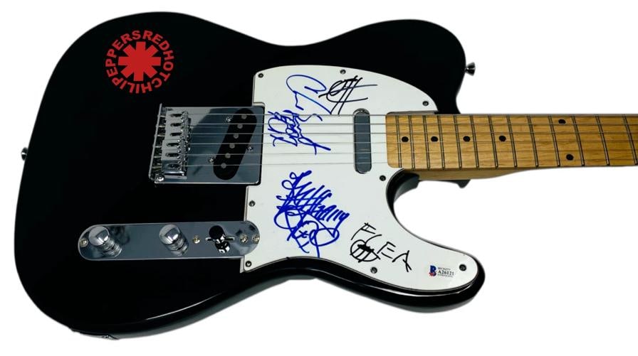 RED HOT CHILI PEPPERS: Anthony Kiedis, Chad Smith, Flea & Josh Klinghoffer Signed Guitar (BECKETT...: Industry: Music,Autograph Authentication: Beckett,Object Type: Guitar & Guitar Pick,Original/Reproduction: Original,Country of Origin: United States