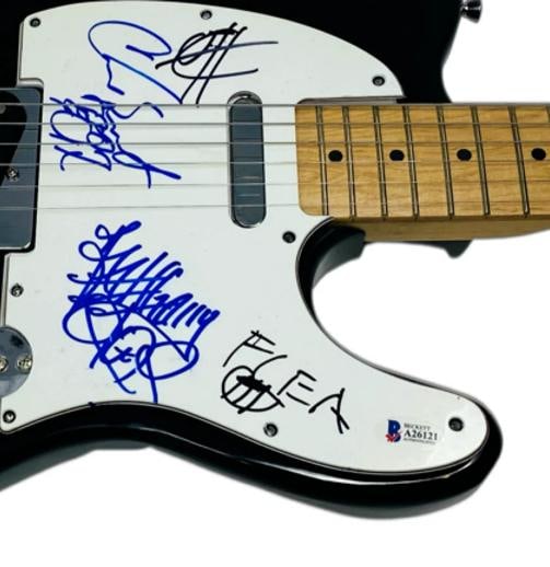 RED HOT CHILI PEPPERS: Anthony Kiedis, Chad Smith, Flea & Josh Klinghoffer Signed Guitar (BECKETT... - 2
