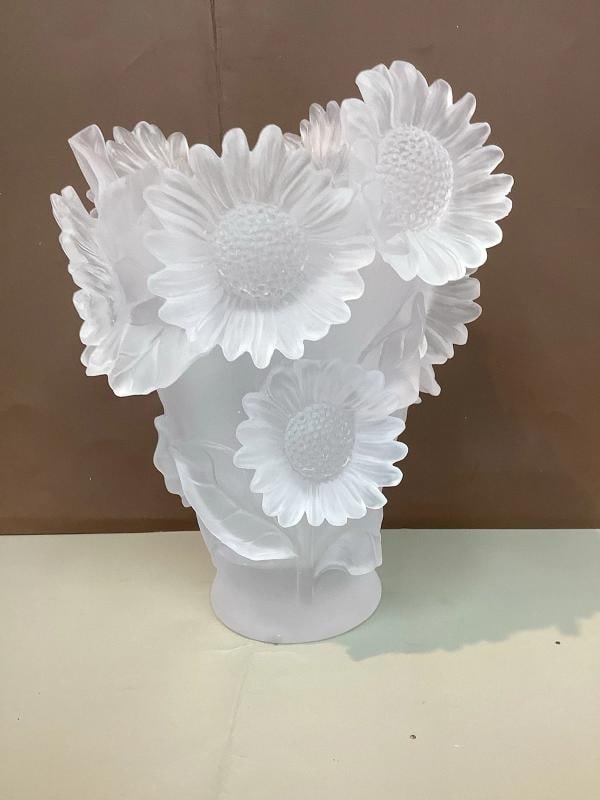 Xl Clear Nancy Daum Style Sunflower Vase H9Ã¢â‚¬Â Heavy Art Gla - 11