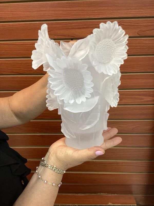 Xl Clear Nancy Daum Style Sunflower Vase H9Ã¢â‚¬Â Heavy Art Gla - 3