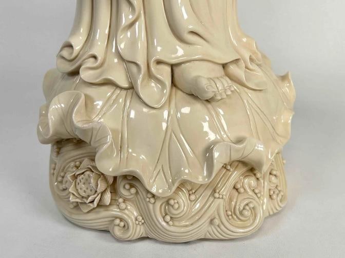HUGE 29" Antique Chinese Dehua Blanc de Chine Kwan Yin Guanyin Porcelain Statue - 10
