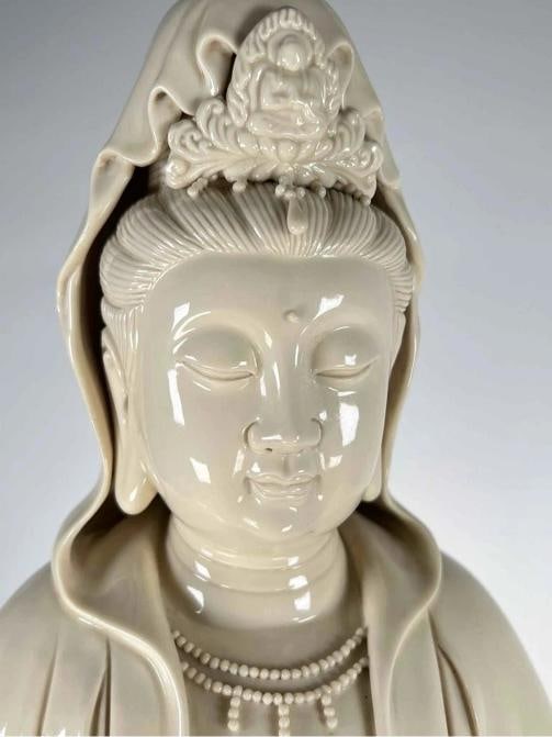 HUGE 29" Antique Chinese Dehua Blanc de Chine Kwan Yin Guanyin Porcelain Statue - 7