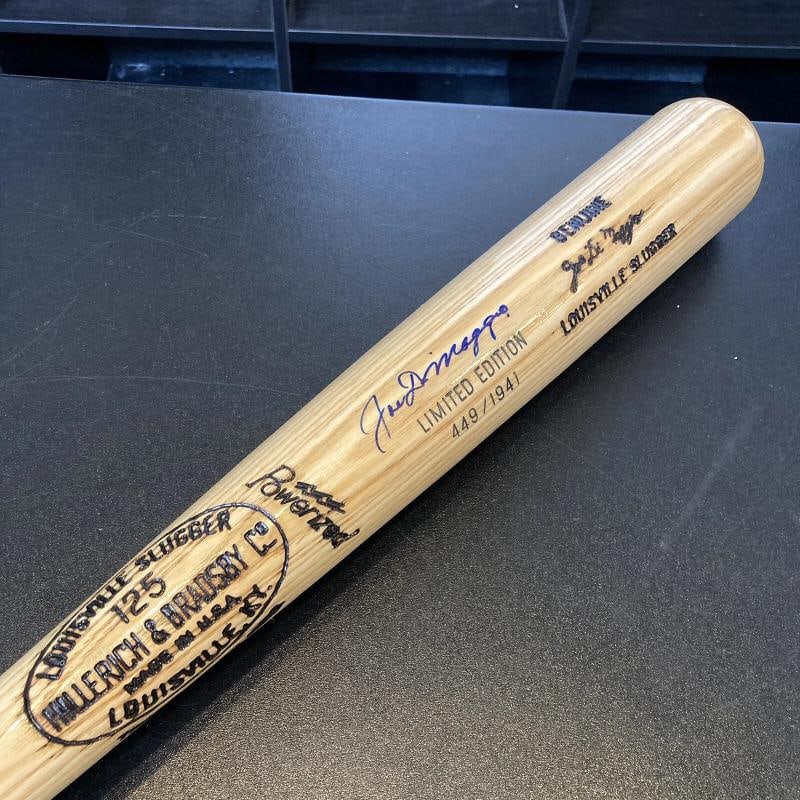 Beautiful Joe Dimaggio Signed Game Model Baseball Bat With Beckett COA - 6