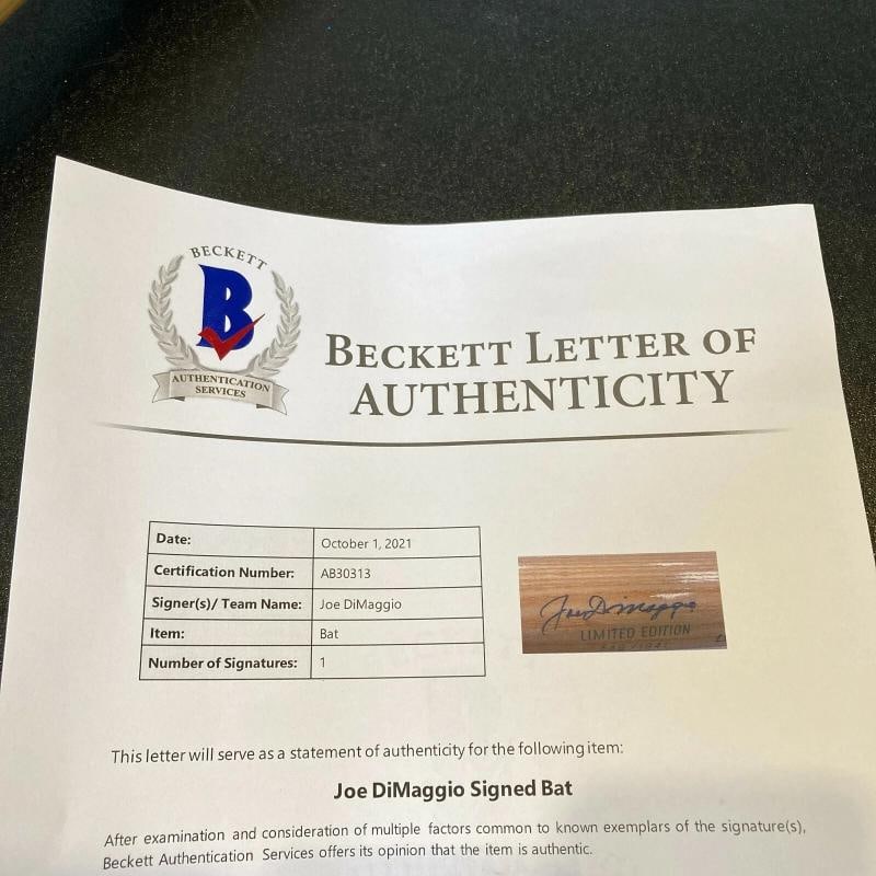 Beautiful Joe Dimaggio Signed Game Model Baseball Bat With Beckett COA - 8