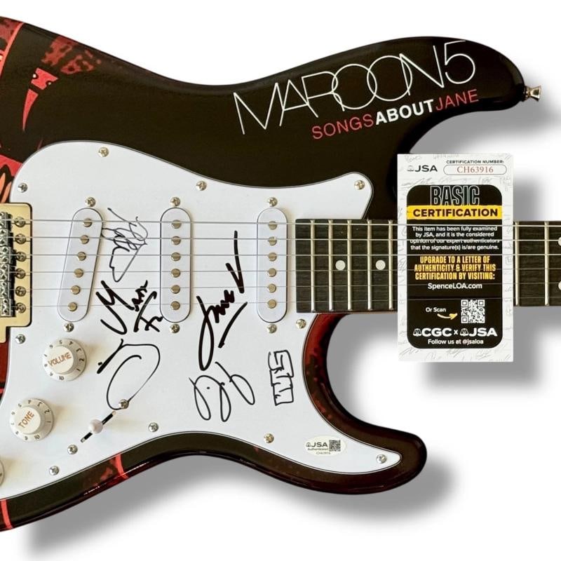 Maroon 5 Signed Guitar JSA COA Custom Graphics Adam Levine +5 members - 2