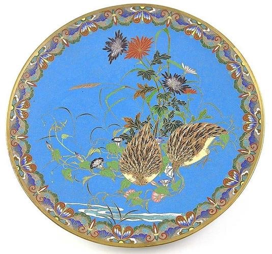 Colorful Late 1800s/early 1900s Japanese Meiji Cloisonne Plate: Country of Origin: Japan Presented is a fabulous Japanese Meiji period cloisonne charger. This piece dates to around the late 1800s or early 1900s. The majority of the dish is blue background with col