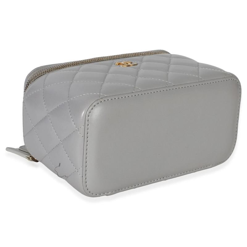 Chanel Grey Quilted Lambskin Small Pearl Crush Vanity Case - 8