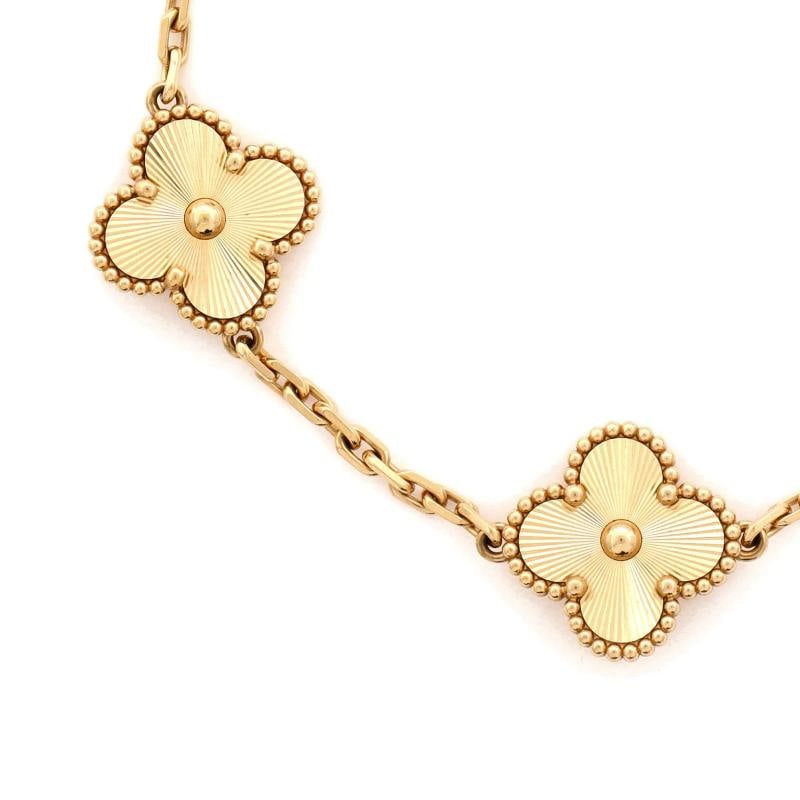 Van Cleef & Arpels Vintage Alhambra 5 Motifs Bracelet Guilloche 18K Yellow Gold - 3