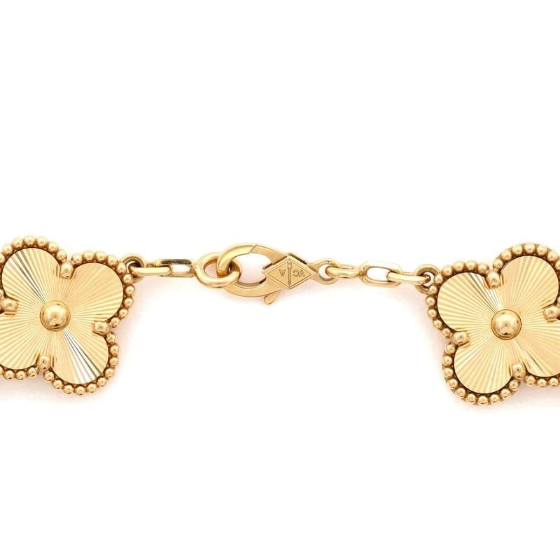 Van Cleef & Arpels Vintage Alhambra 5 Motifs Bracelet Guilloche 18K Yellow Gold - 4