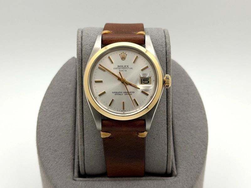 Rolex Date 1500 34mm Silver Dial Yellow Gold Stainless Steel: Condition: Pre-owned - Good,Bezel Color: Gold, Yellow,Movement: Mechanical (Automatic),Seller Warranty: Yes,Indices: Stick Indexes,Year Manufactured: 1970-1979,Reference Number: 1500,Brand: Rolex,Case