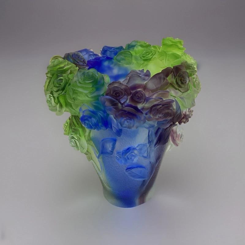 Multi Color Crystal Nancy Daum Style Rose Vase H8Ã¢â¬ÂW7Ã¢â&: Condition: Used: An item that has been used previously. The item may have some signs of cosmetic wear, but is fully operational and functions as intended. This item may be a floor model or store retur