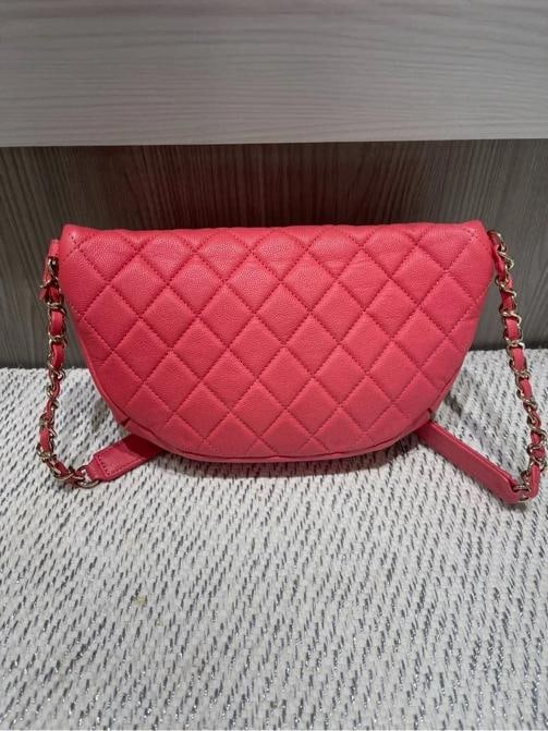 Chanel Caviar Quilted Business Affinity Belt Bag - 4