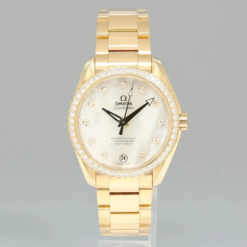 Omega Seamaster Mother of Pearl Diamond 231.55.39.21.55.002 Yellow Gold Watch: Condition: Pre-owned - Excellent,Reference Number: 231.55.39.21.55.002,Model: OMEGA Seamaster,Dial Color: Diamonds,Case Material: Yellow Gold,Dial Pattern: Mother of Pearl,Bezel Type: Diamond,Brand: