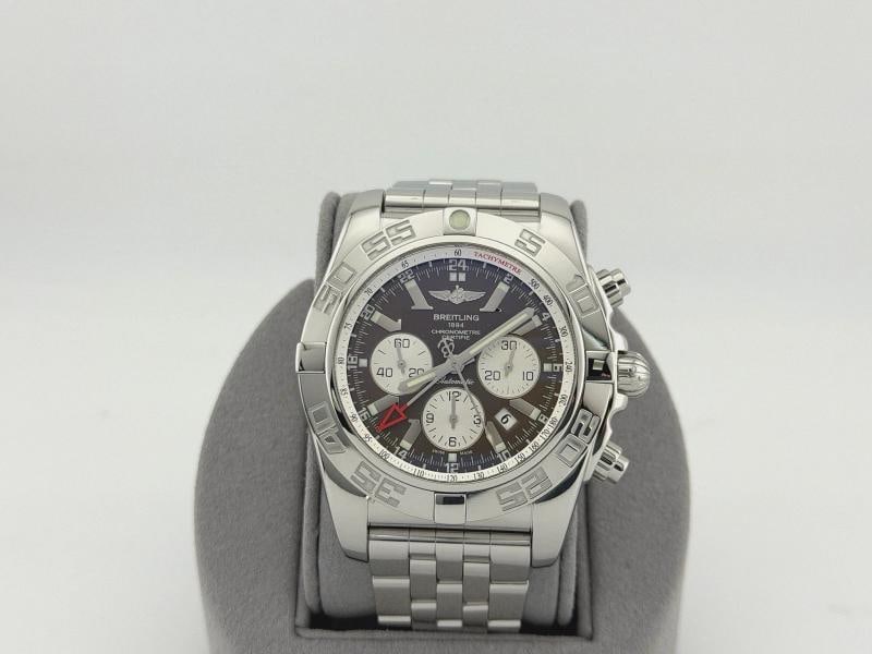 Breitling Chronomat GMT AB0410 47mm Brown Dial Stainless Steel: Model: Breitling Chronomat GMT 47 Case Material: Stainless Steel Band: Stainless Steel Bezel: Stainless Steel Dial: Brown Crystal: Sapphire Case Size: 47mm Includes: -Elegant Watch Box. Condition: Pre