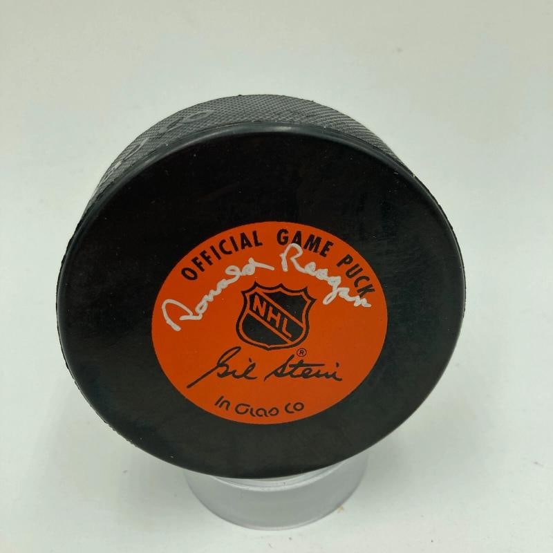 President Ronald Reagan Signed Stanley Cup Hockey Puck PSA DNA COA (1 of 8)