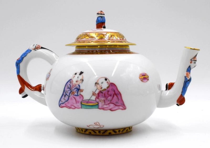 Herend Hand Painted "Ming Dynasty" Teapot - 3