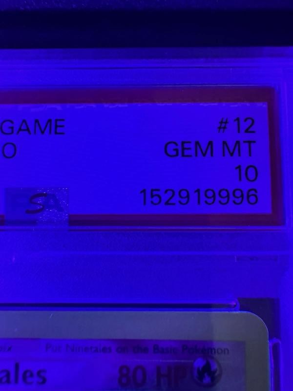 NINETALES HOLO 12/102 - 1999 BASE SET POKEMON CARD - POP 480* PSA 10 GEM MINT Ã°Å - 9