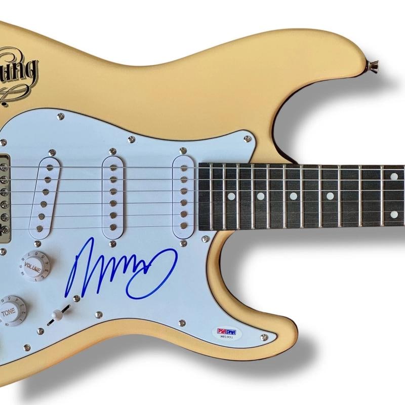 Neil Young Signed Guitar Custom Graphics PSA/DNA COA Harvest Old Man - 2