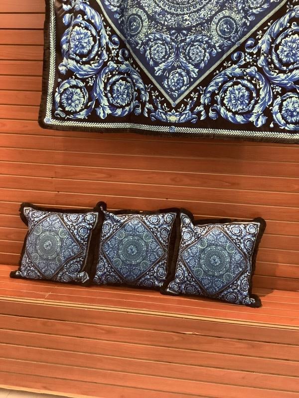 Set Of 3 Custom Made Atelier Versace 18Ã¢â‚¬Â18Ã¢ - 7