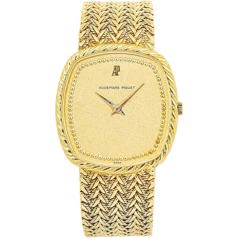 Audemars Piguet Vintage Cobra 18K YG Champagne Dial Manual Men's 31mm: Case Size 31mm Wrist Fit 6.25 inches Box No Papers No Condition Ã¢â‚¬â€ Used - Good Full Specifications Brand Audemars Piguet Model Cobra Ellipse Customized