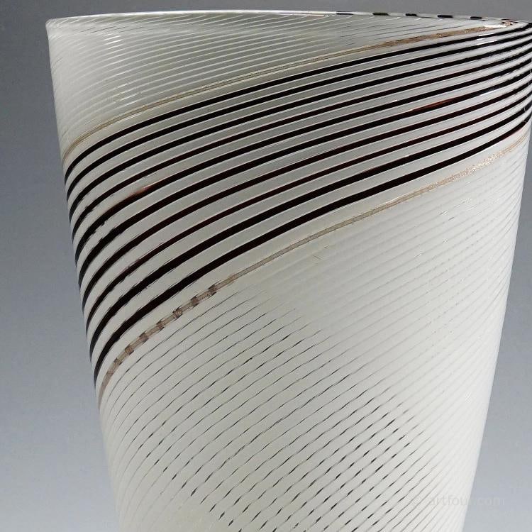 Dino Martens for Aureliano Toso Vase in Filigree Glass ca. 1950s - 6